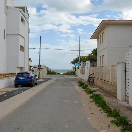 Lovely In Kaukana With House Sea View Lägenhet Villaggio Azzurro